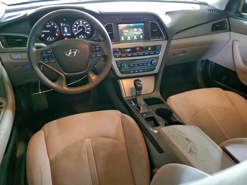 Фото 8 - HYUNDAI SONATA