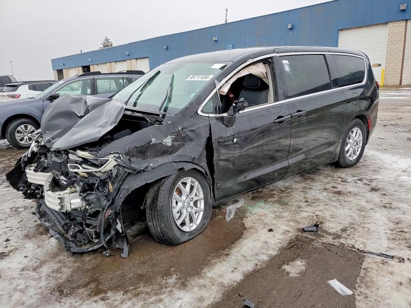 Фото 1 - CHRYSLER PACIFICA