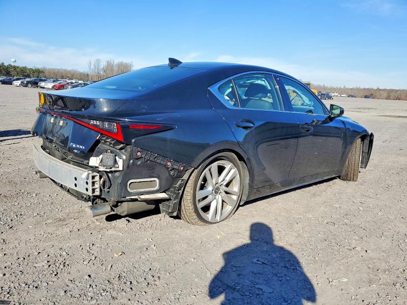 Фото 3 - LEXUS IS