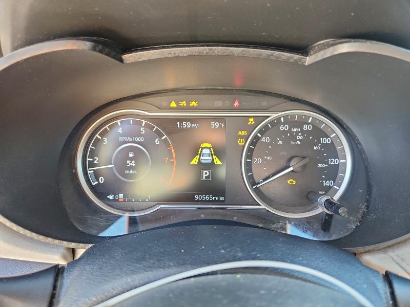 Фото 9 - NISSAN VERSA