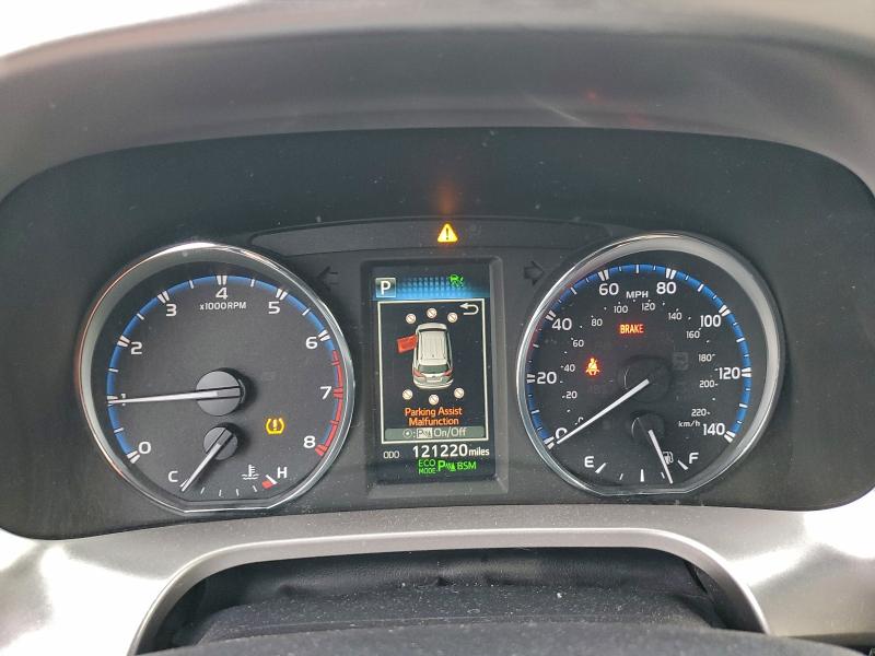 Фото 9 - TOYOTA RAV4