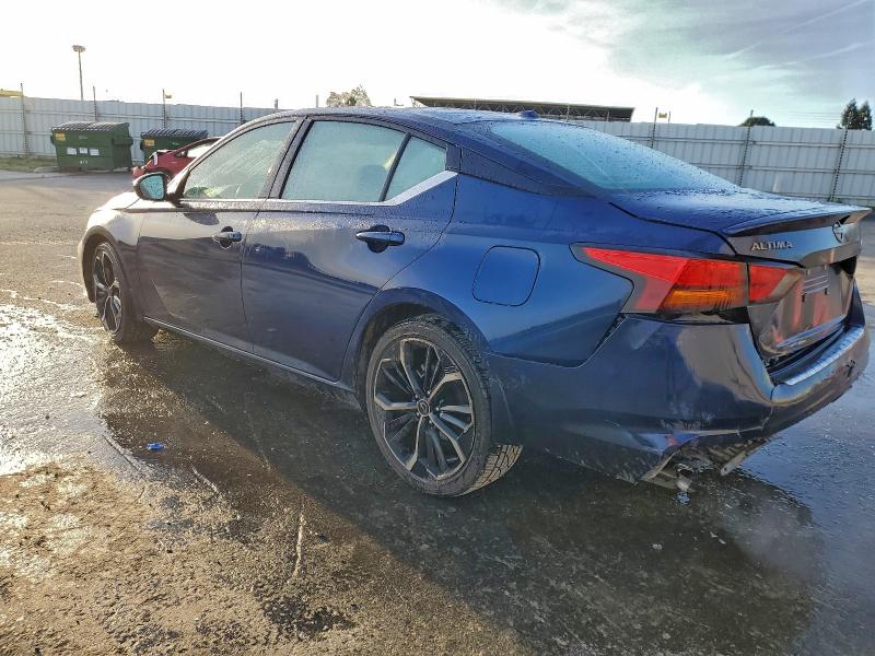 Фото 2 - NISSAN ALTIMA