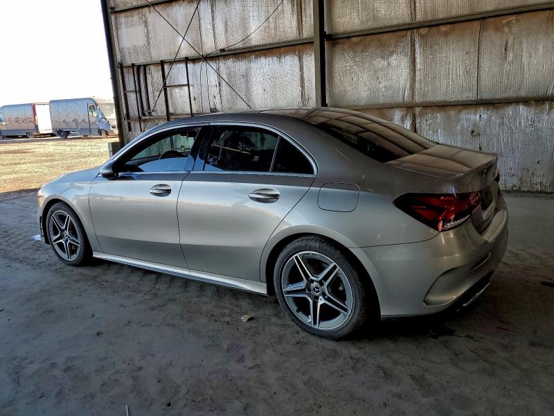 Фото 2 - MERCEDES-BENZ A-CLASS