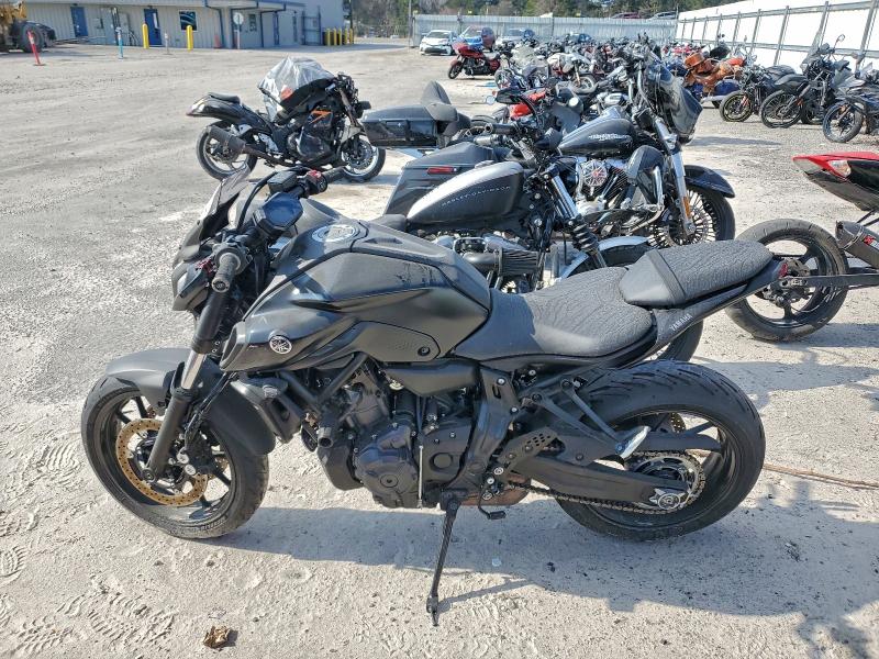 YAMAHA MT07 2022