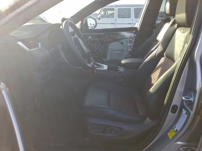 Фото 7 - TOYOTA RAV4