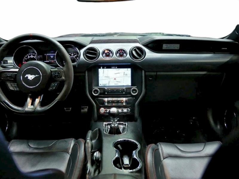 Фото 9 - FORD MUSTANG