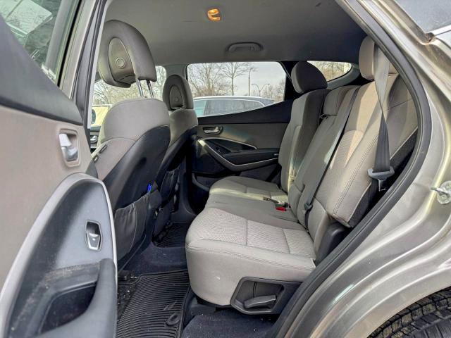 Фото 6 - HYUNDAI SANTA FE