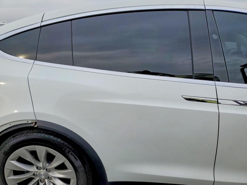 Фото 11 - TESLA MODEL X