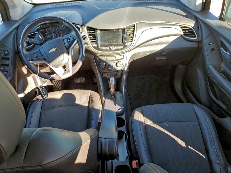 Фото 8 - CHEVROLET TRAX