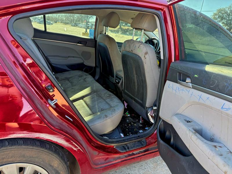 Фото 6 - HYUNDAI ELANTRA