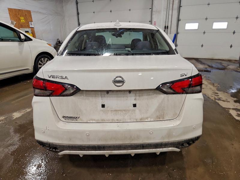 Фото 6 - NISSAN VERSA