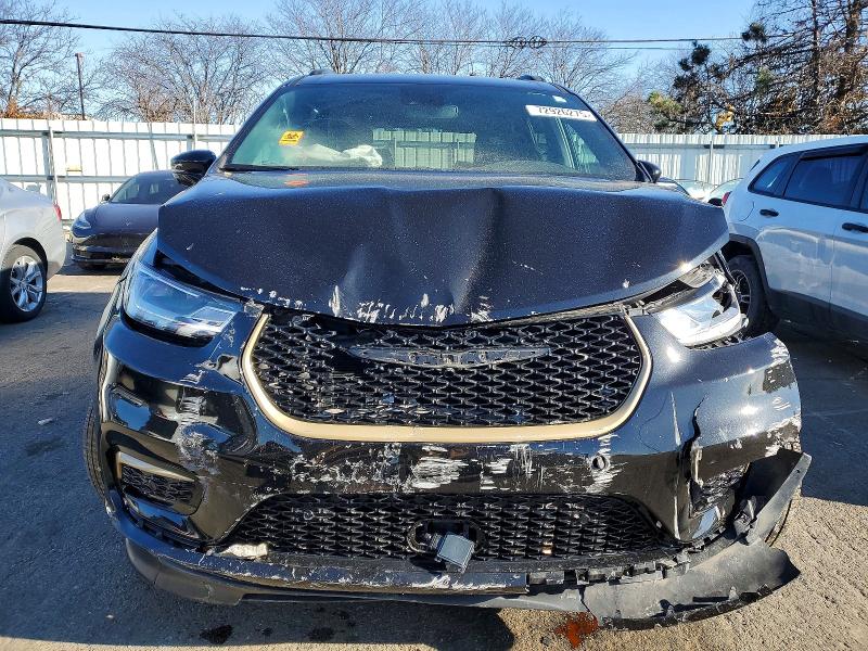 Фото 5 - CHRYSLER PACIFICA