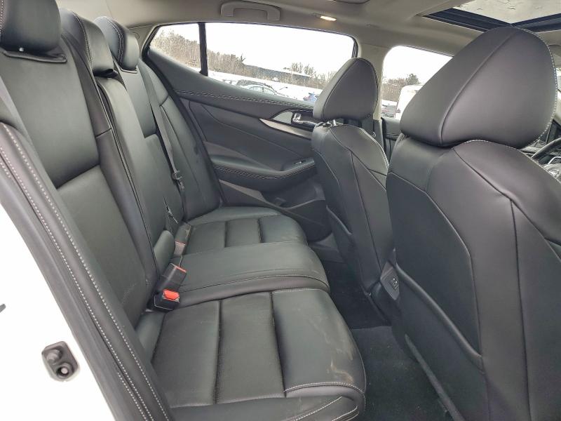 Фото 10 - NISSAN MAXIMA