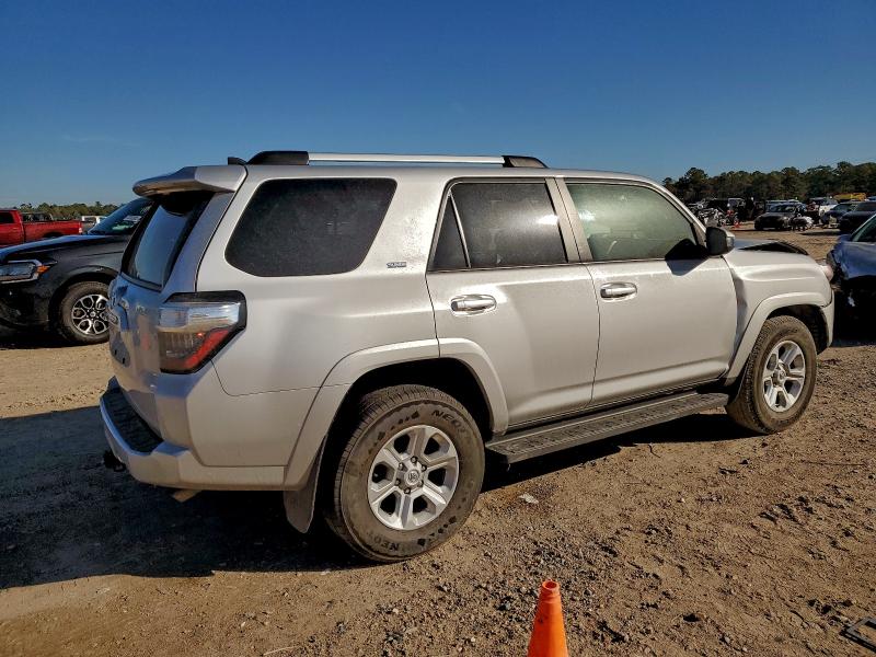 Фото 3 - TOYOTA 4RUNNER
