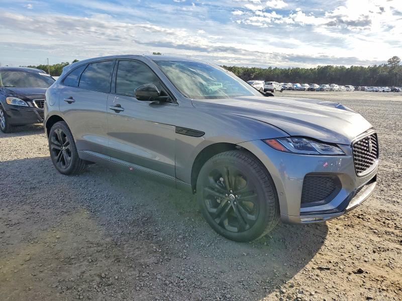 Фото 4 - JAGUAR F-PACE