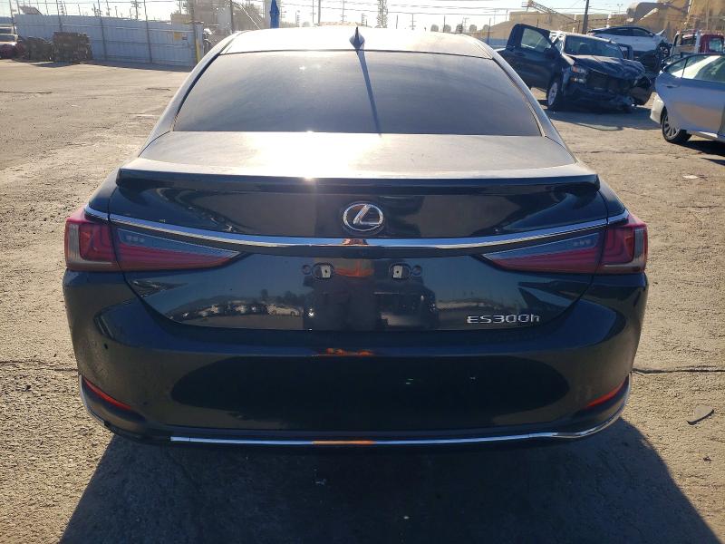 Фото 6 - LEXUS ES300