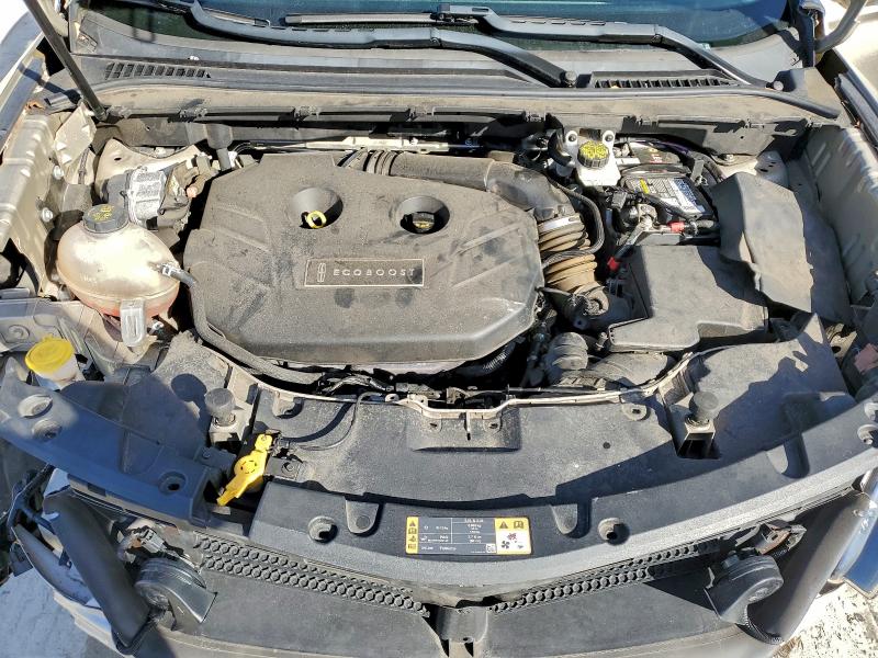 Фото 11 - LINCOLN MKC