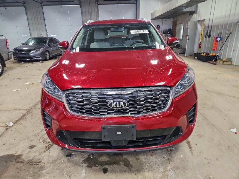 Фото 5 - KIA SORENTO