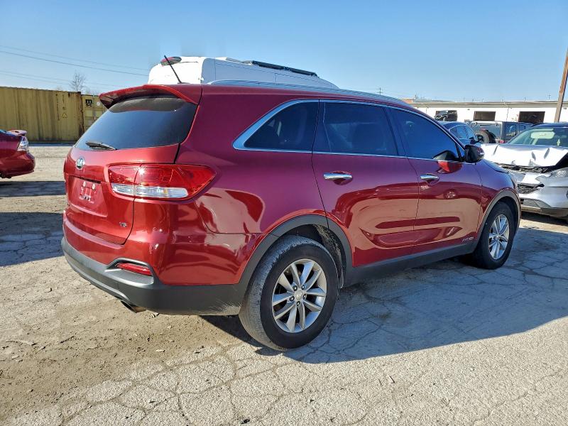 Фото 3 - KIA SORENTO