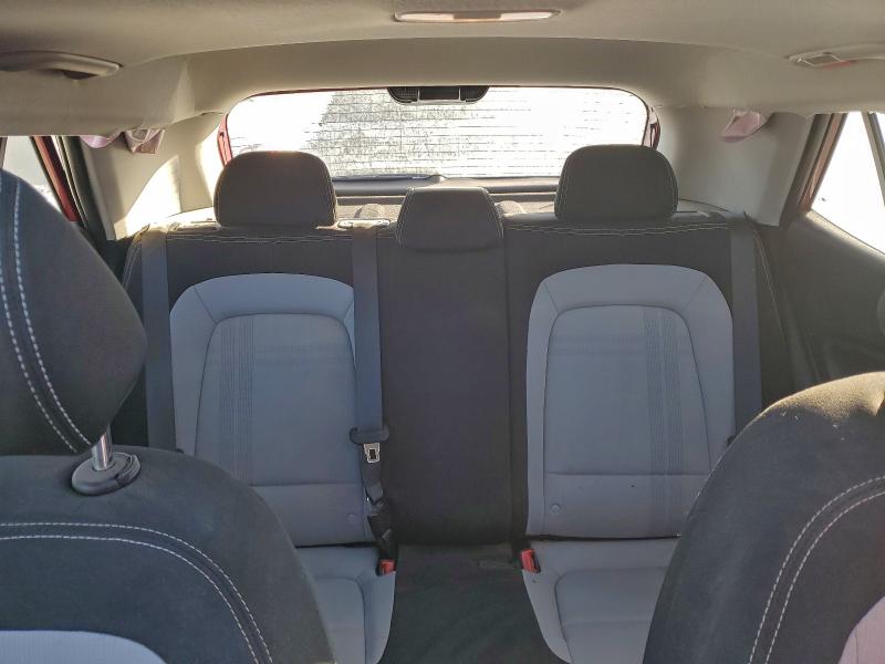 Фото 10 - HYUNDAI VENUE