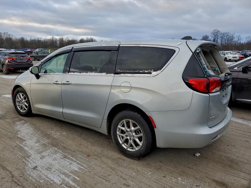 Фото 2 - CHRYSLER MINIVAN