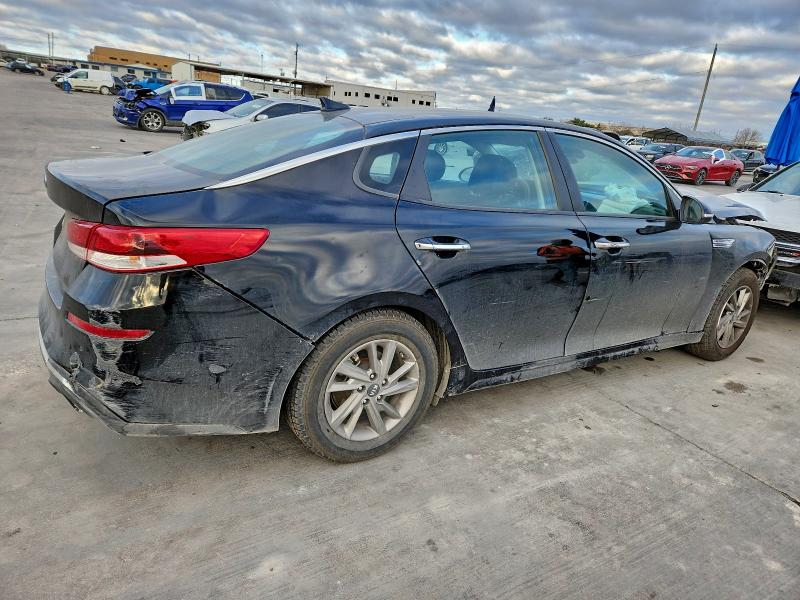 Фото 3 - KIA OPTIMA