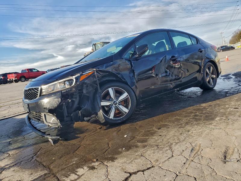 Фото 1 - KIA FORTE