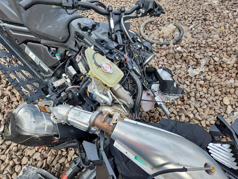 SKI-DOO SNOWMOBILE 2025