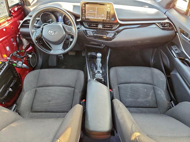 Фото 8 - TOYOTA C-HR