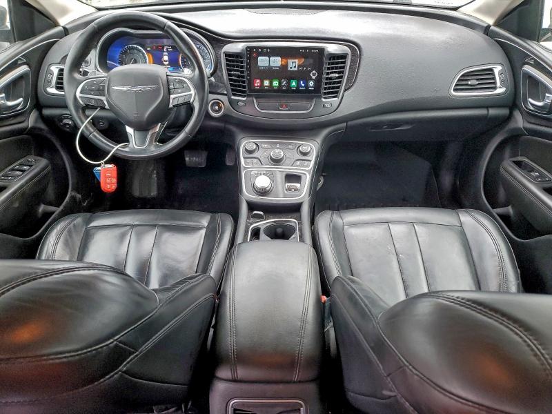 Фото 8 - CHRYSLER 200