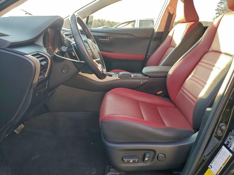 Фото 7 - LEXUS NX