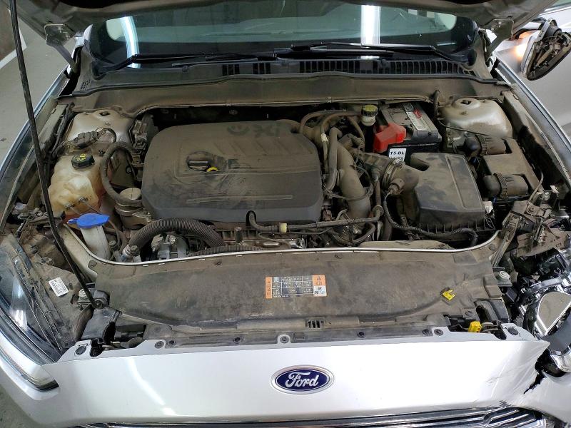 Фото 11 - FORD FUSION