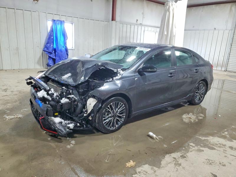 Фото 1 - KIA FORTE