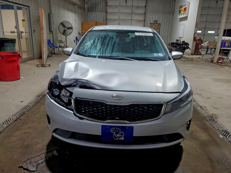 Фото 5 - KIA FORTE