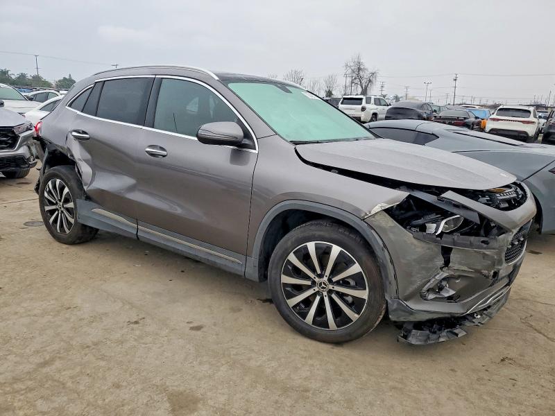 Фото 4 - MERCEDES-BENZ GLA-CLASS