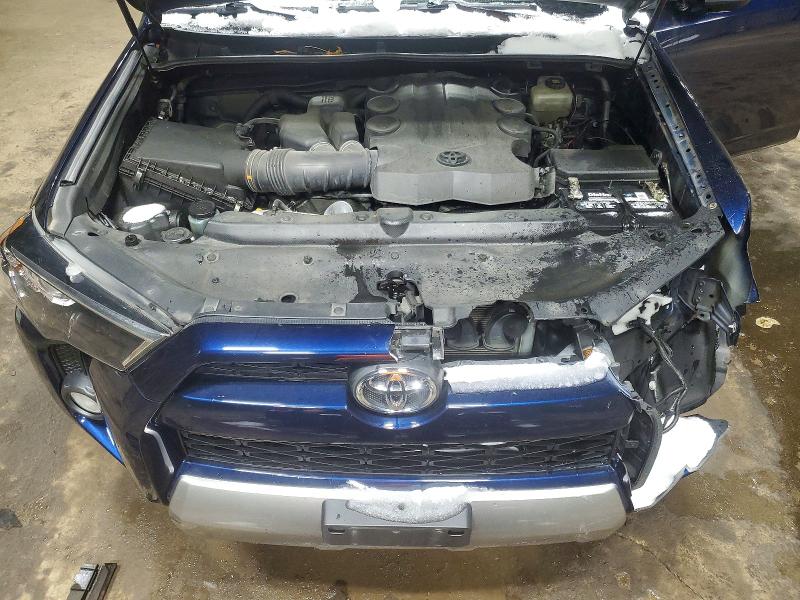 Фото 12 - TOYOTA 4RUNNER