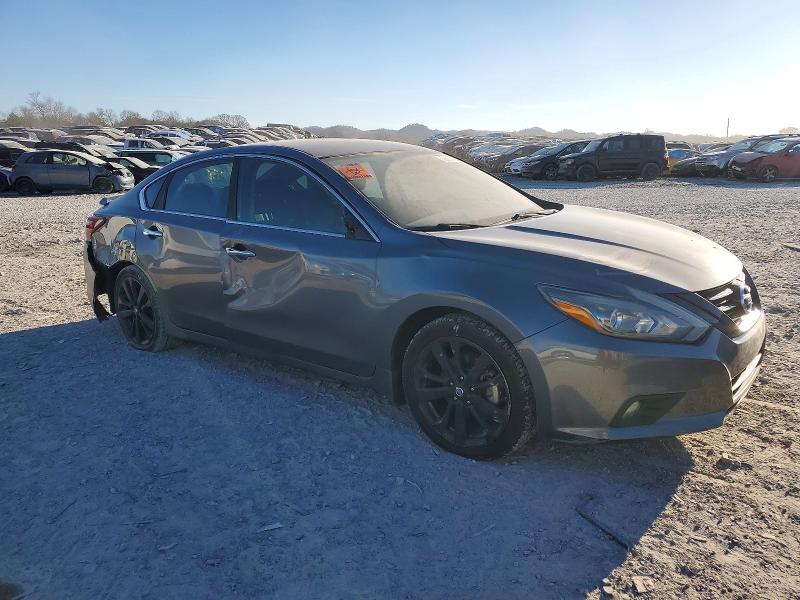 Фото 4 - NISSAN ALTIMA