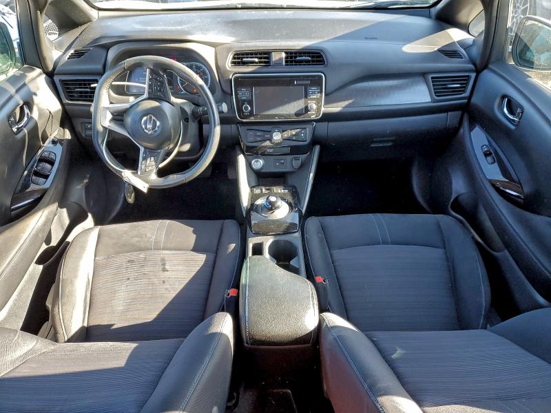 Фото 8 - NISSAN LEAF