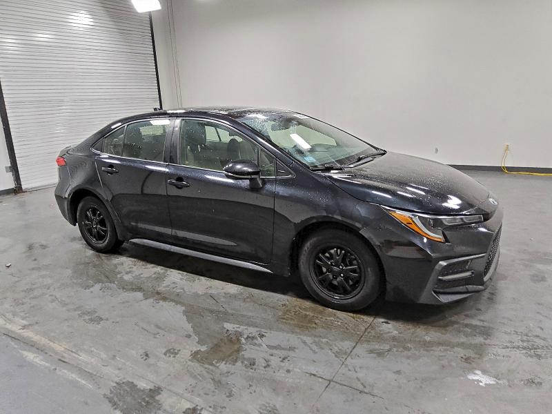 Фото 4 - TOYOTA COROLLA