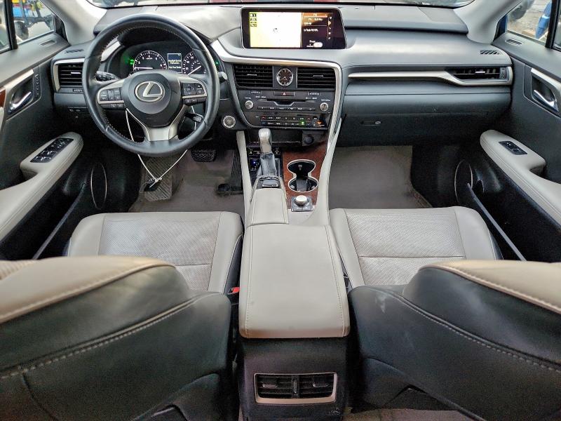 Фото 8 - LEXUS RX350