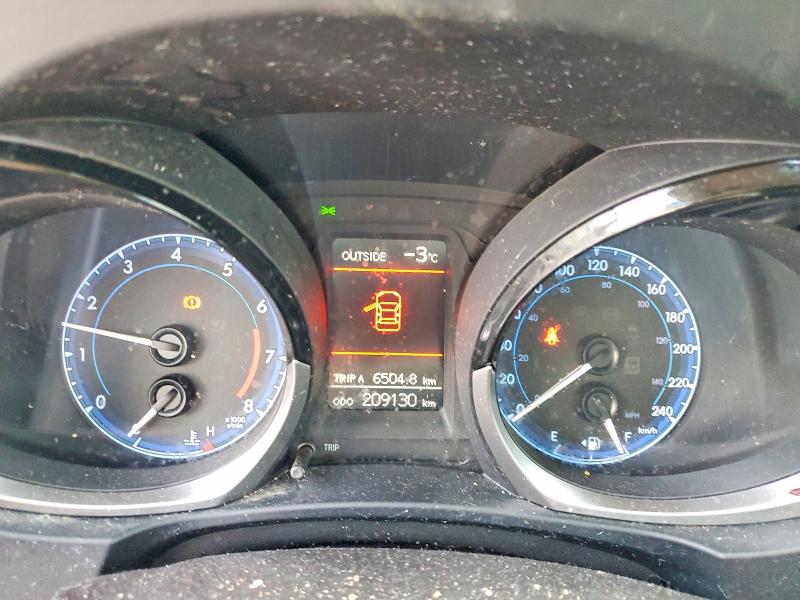 Фото 9 - TOYOTA COROLLA