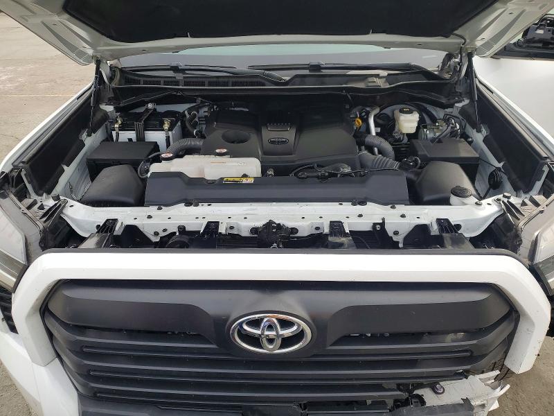 Фото 11 - TOYOTA TUNDRA