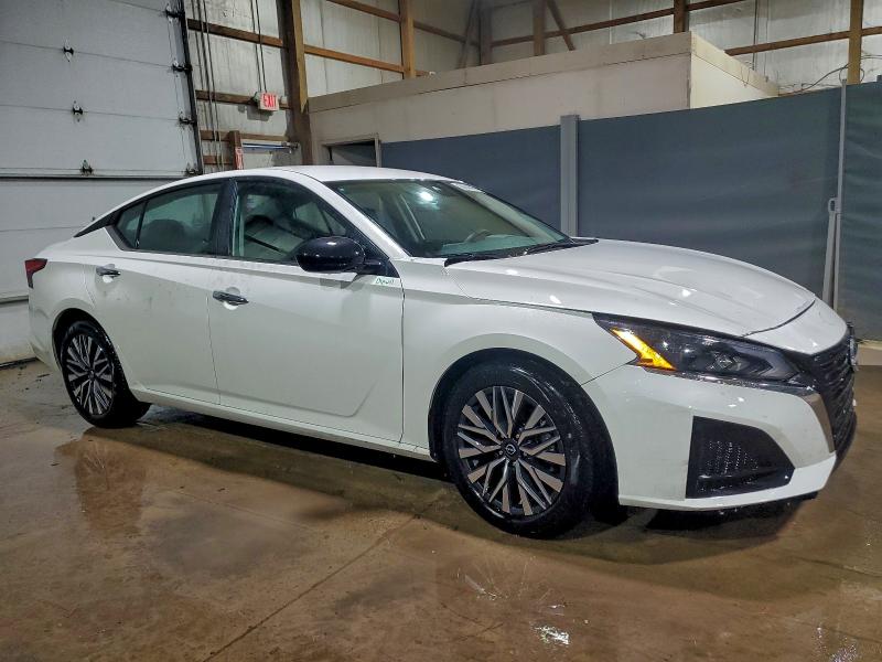 Фото 4 - NISSAN ALTIMA