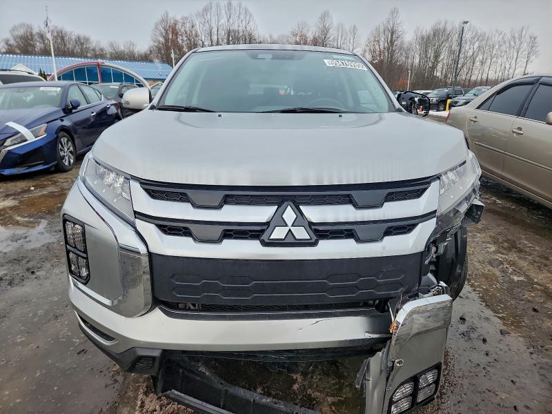 Фото 5 - MITSUBISHI OUTLANDER