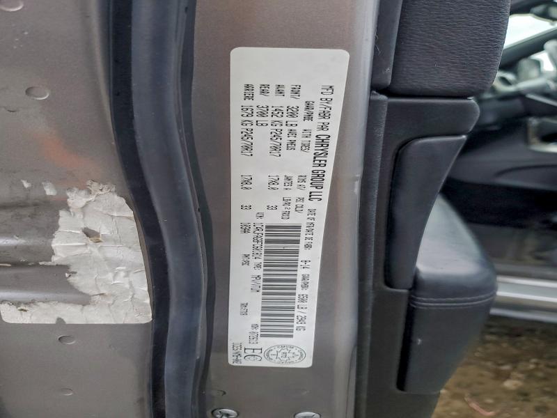 Фото 13 - JEEP GRAND CHER