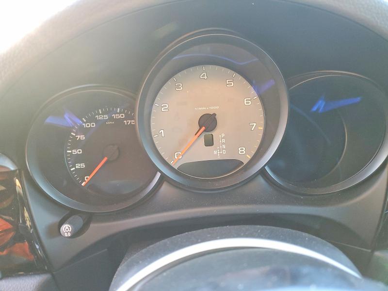 Фото 9 - PORSCHE MACAN