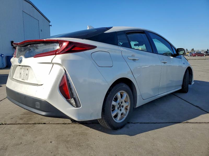 Фото 3 - TOYOTA PRIUS