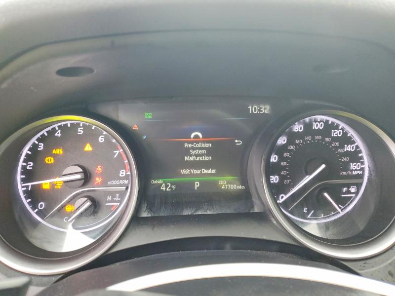 Фото 9 - TOYOTA CAMRY