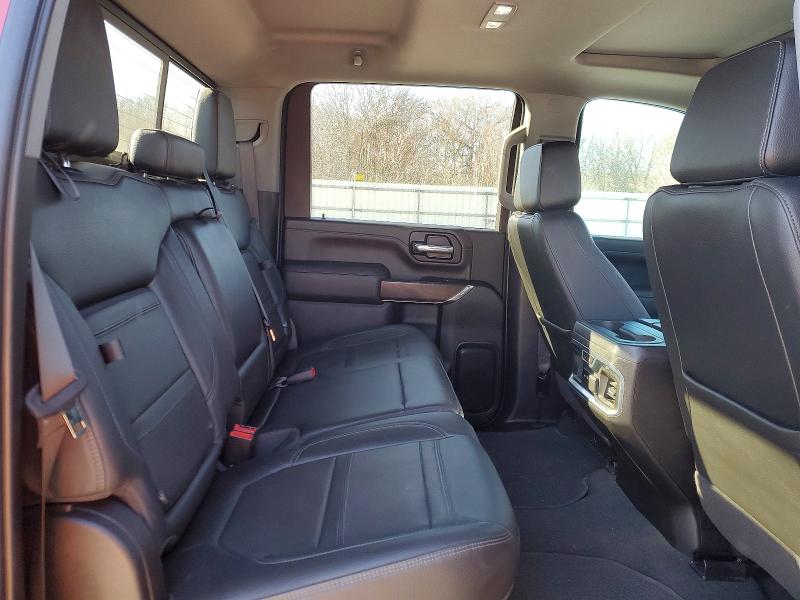 Фото 10 - GMC SIERRA