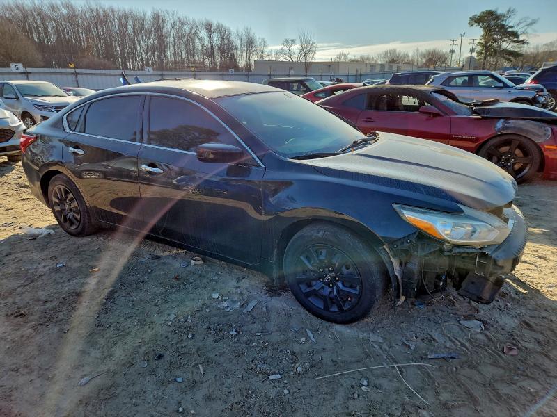 Фото 4 - NISSAN ALTIMA